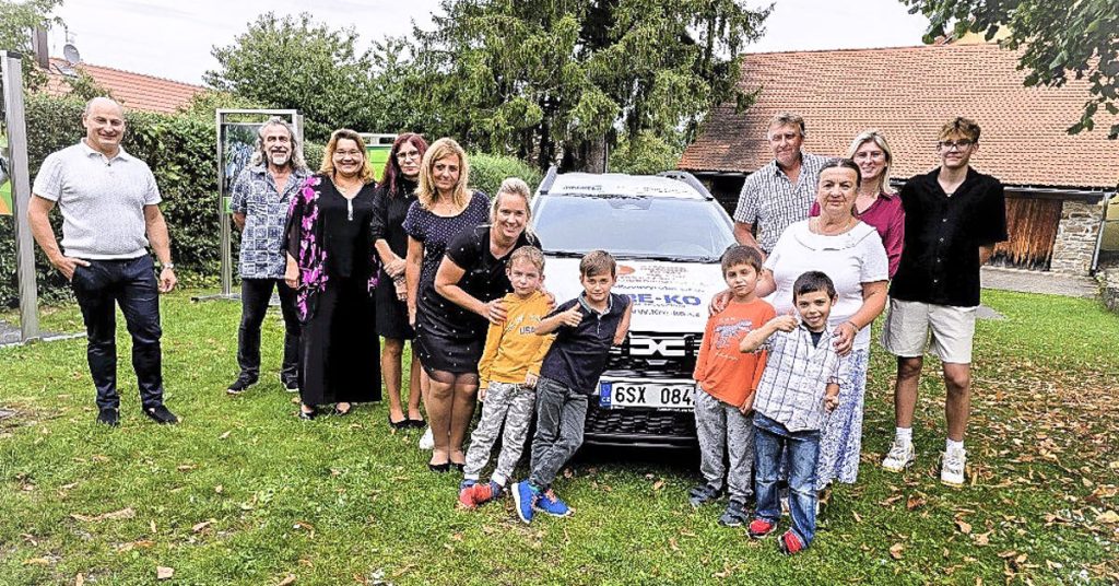 Dětský domov v Klenčí pod Čerchovem má nové auto. I díky Winklmannu.